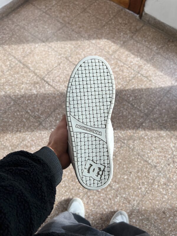 DC Limited White & Black