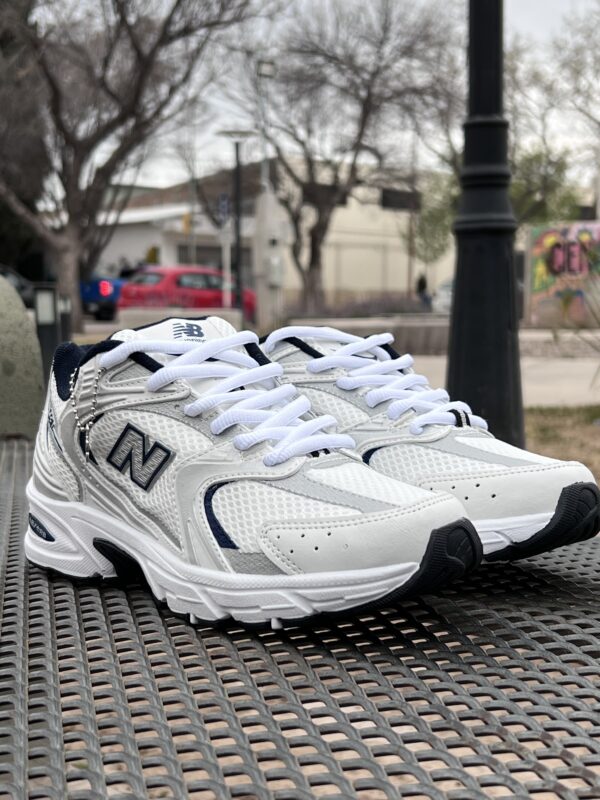 New Balance 530