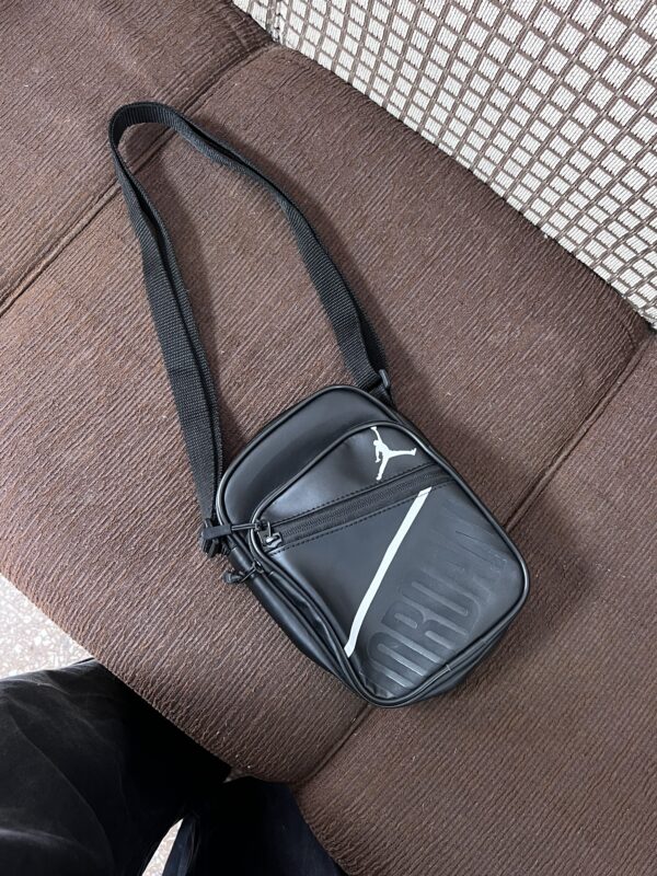 Bandolera Jordan Black