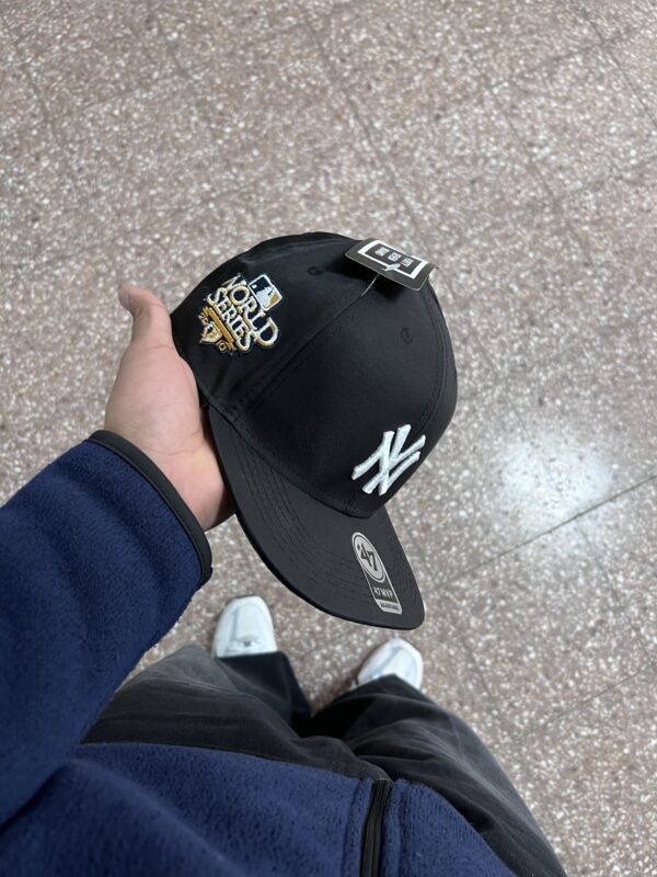 Gorra cerrada NY black