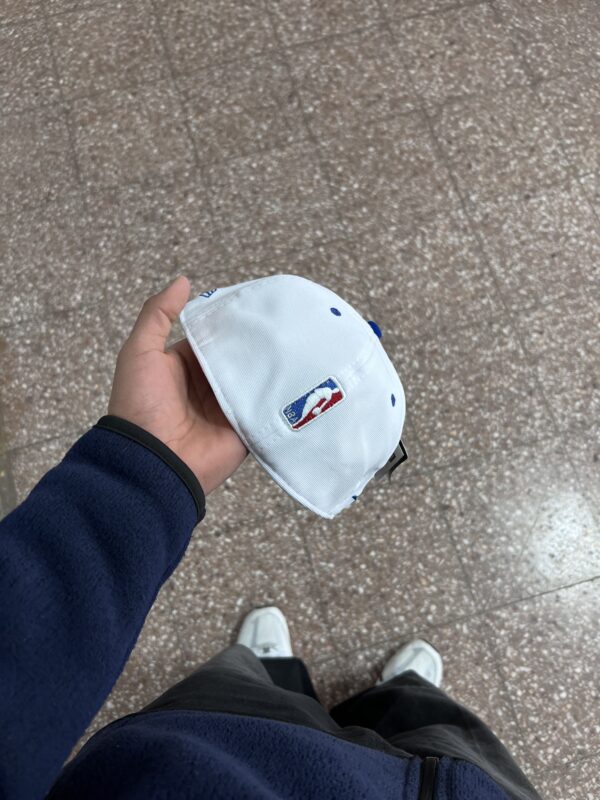 Gorra cerrada Warriors