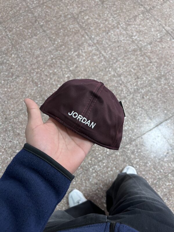 Gorra cerrada Jordan