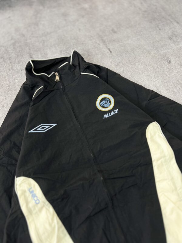 Campera Rompeviento "Palace"