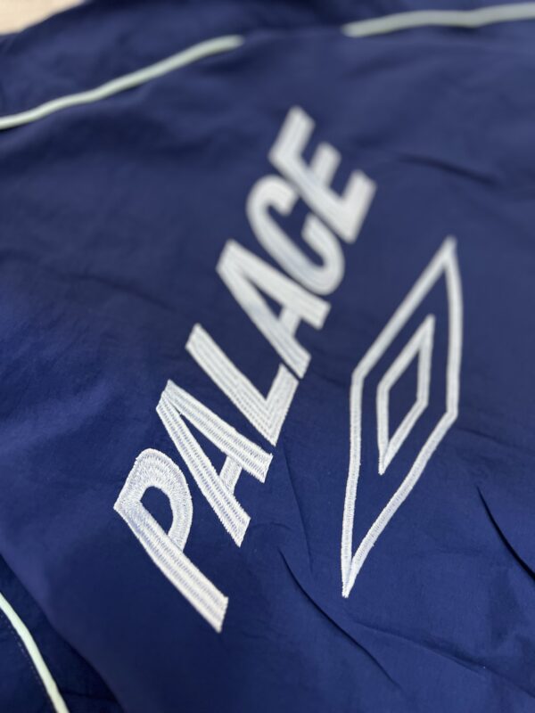 Campera Rompeviento "Palace"
